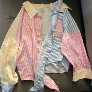 Tie around the waist crop top.